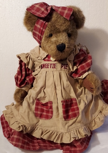Retired BOYDS Bear " Aunt Becky Bearchild"  from the Archive Collection - Picture 1 of 4